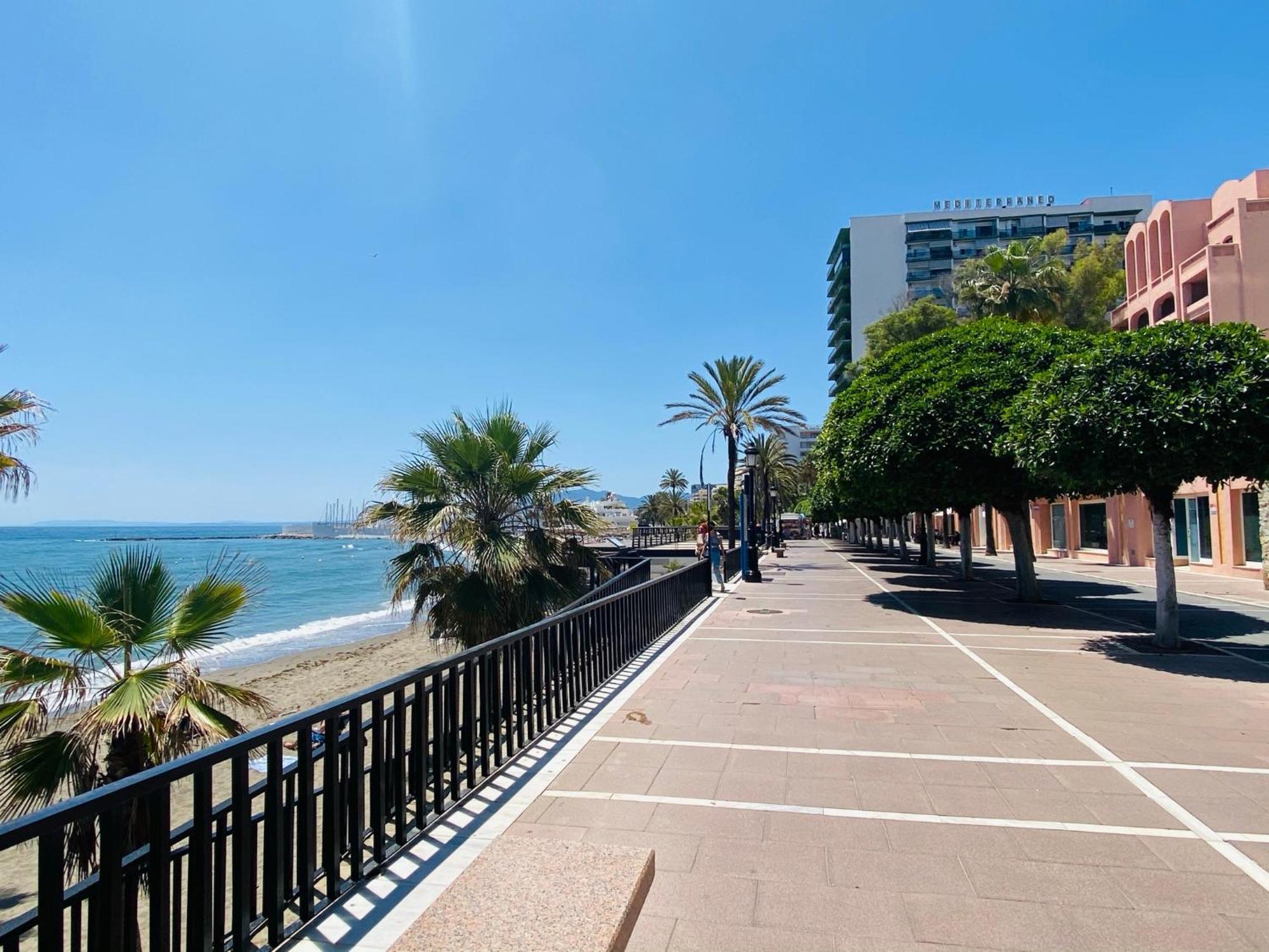 The First Line Of The Sea Apartment Marbellac Extérieur photo